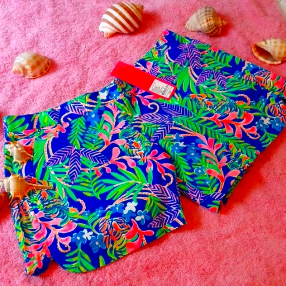 Lilly Pulitzer Shorts - Ocean Trail Shorts How You Like Me Prowl Size Sm…